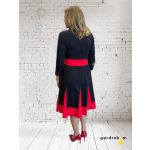 Tina ruha piros betéttel