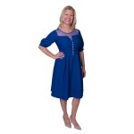 Gardrobom rövidujjú kék ruha tüll dekoltázzsal